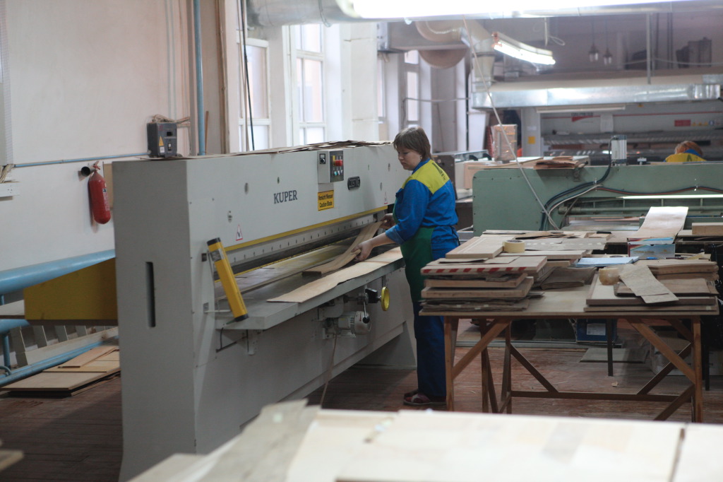 Moderne Produktion von individuellen Möbeln